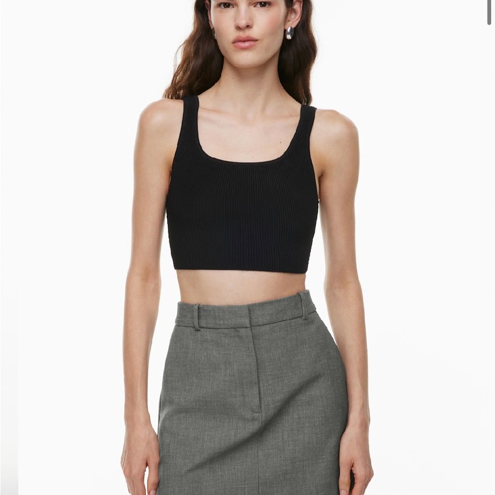 Babaton sculpt knit square neck cropped tank in black